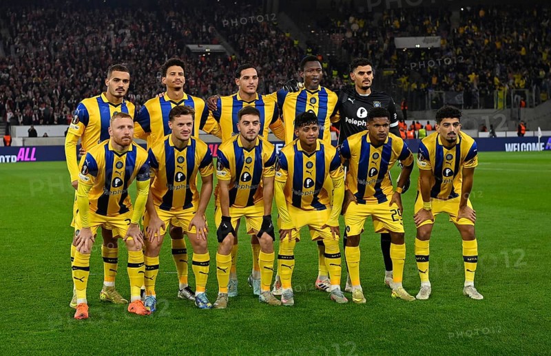 Team, team, team photo, team photo, Maccabi Tel Aviv FC, Europa League, MHPArena, MHP Arena Stuttgart, Baden-Württemberg, Germany
