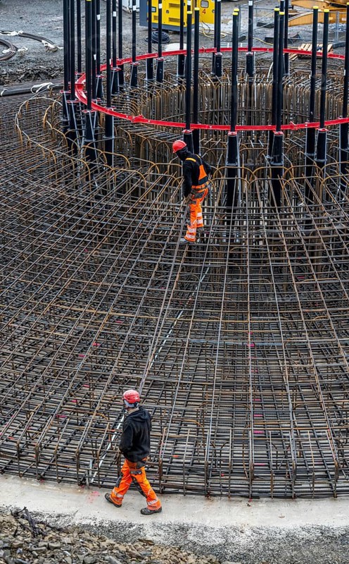 Assembly of reinforcing steel for the reinforced concrete foundation of a wind turbine, a mesh of rebar and rebar mesh, over 100 tons of reinforcing steel were used, the wind turbine will have a hub height of 160 meters, part of a new wind farm in Sauerland, near Balve, North Rhine-Westphalia, Germany