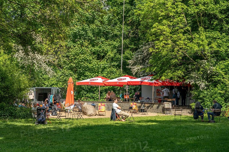 Beach bar and cafe Robin am See am Eichbaumsee in the Allermöhe district, Hamburg, Germany