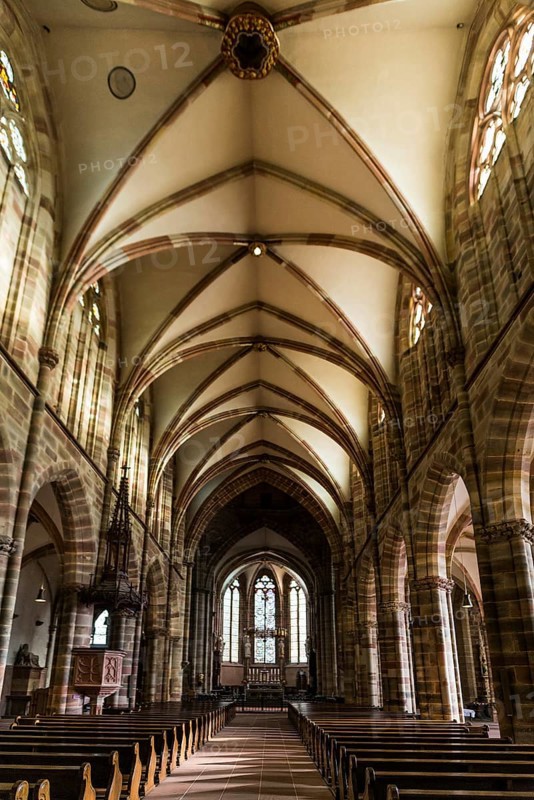 Interior view, Gothic Church of St. Peter and Paul, Saints-Pierre-et-Paul, Wissembourg, Weissenburg, Alsace, Bas-Rhin Department, France