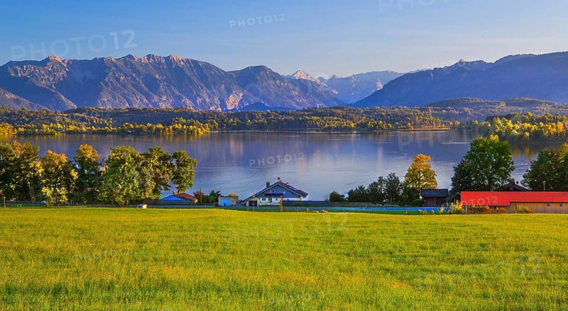 Panorama of Staffelsee with Estergebirge and Wetterstein Mountains, Uffing am Staffelsee, The Blue Land, Upper Bavaria, Bavaria, Germany