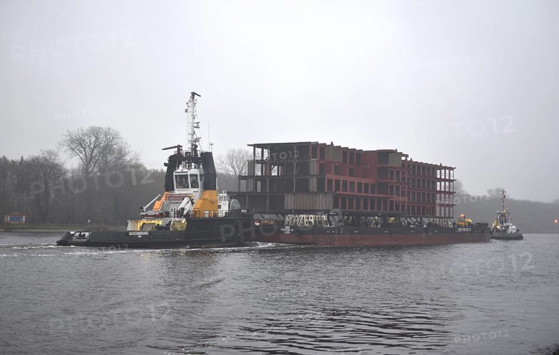 Tugboats transport parts of a ship in fog through the Kiel Canal, NOK, Kiel Canal, Kiel Canal, Schleswig-Holstein, Germany