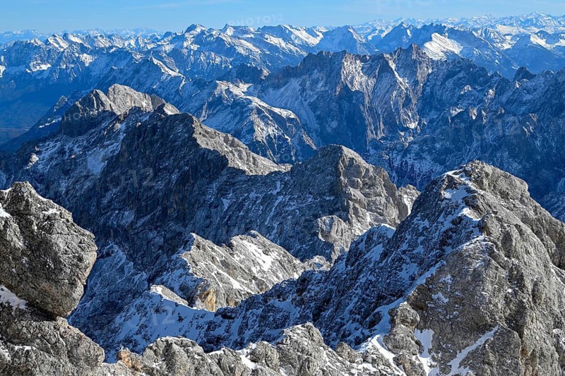 View of the Wetterstein Mountains from the mountain station of the Zugspitz cable car (2962 m), Grainau municipality, Garmisch-Partenkirchen district, Bavaria, Germany