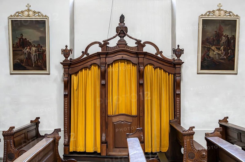 Interior photos in St. Salvator Cathedral in Fulda, officially High Cathedral in Fulda, center of the Fulda Baroque Quarter and landmark of the city, Fulda, Hesse, Germany