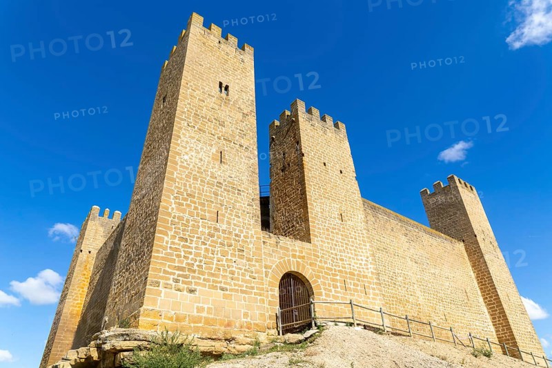 Historic walls and towers of Castillo de Sádaba, Sadaba castle, Zaragoza province, Aragon, Spain