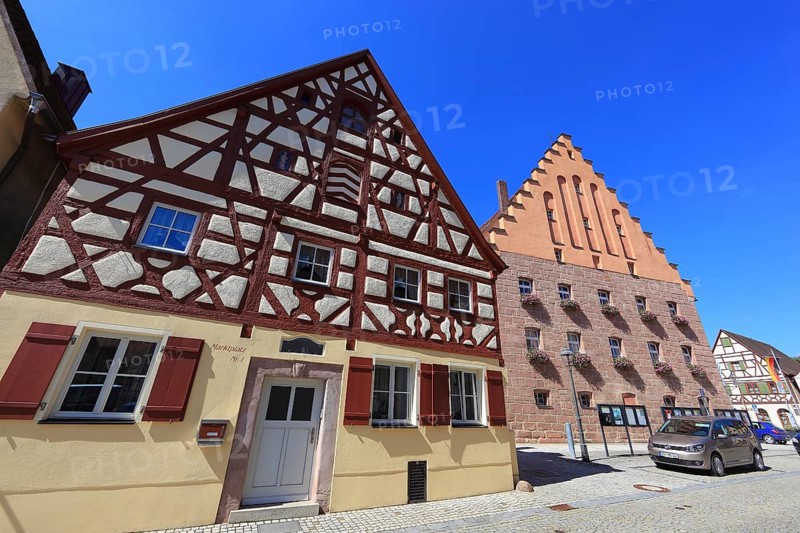 Fachwerkhäuser und Rathausplatz, city of Heideck in the district of Roth, Middle Franconia, Bavaria, Germany