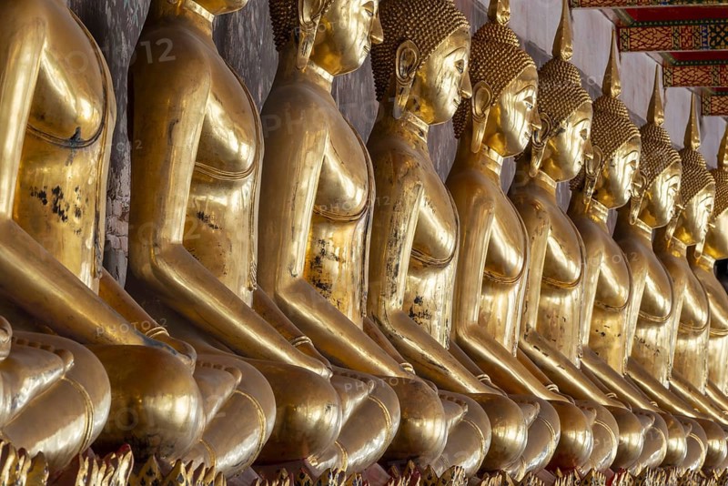 Gilded Buddha statues (Bhumispara mudra: Buddha Gautama at the moment of enlightenment), Wat Suthat Thepwararam, Royal Temple, Phra Nakhon, Bangkok, Thailand