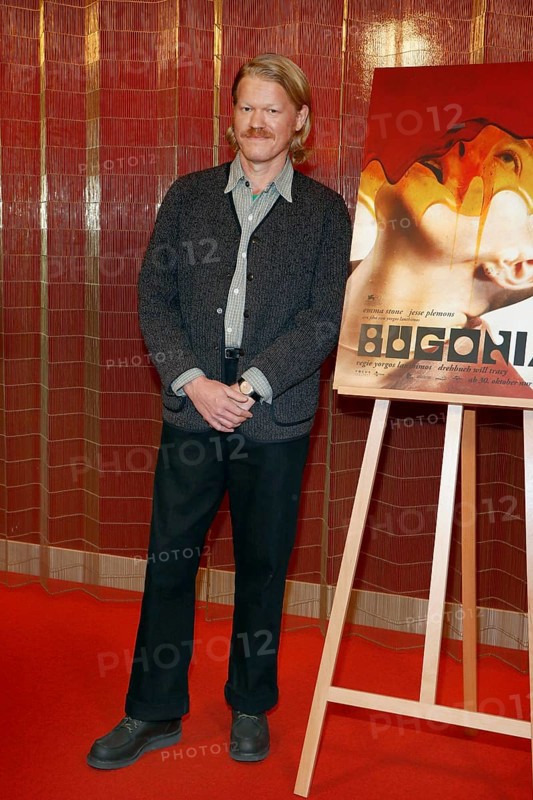 Jesse Plemons at a photocall on the occasion of a special screening of Bugonia at the Delphi Filmpalast in Berlin on 25.10.2025