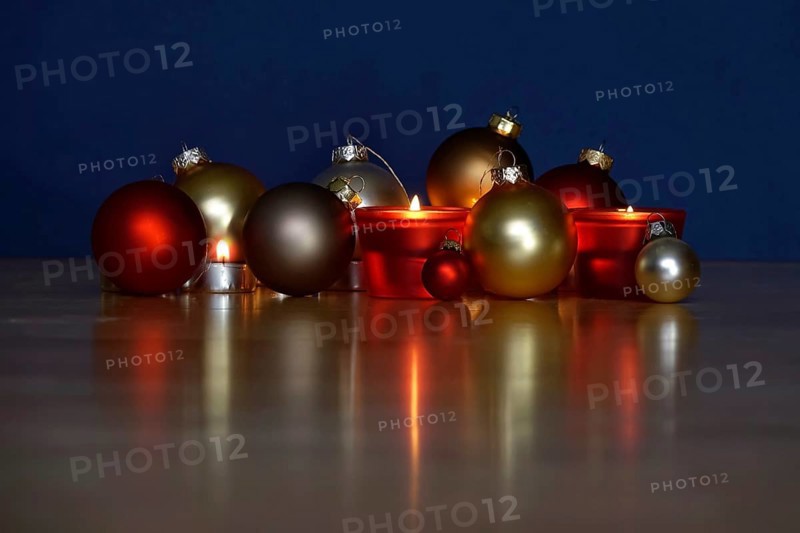 Still life with Christmas tree balls and candles, Germany
