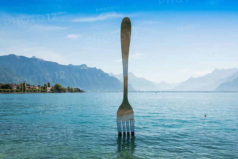 La Fourchette, the fork, sculpture by Jean-Pierre Zaugg, Vevey, Lake Geneva, Lac Léman, Canton of Vaud, Switzerland
