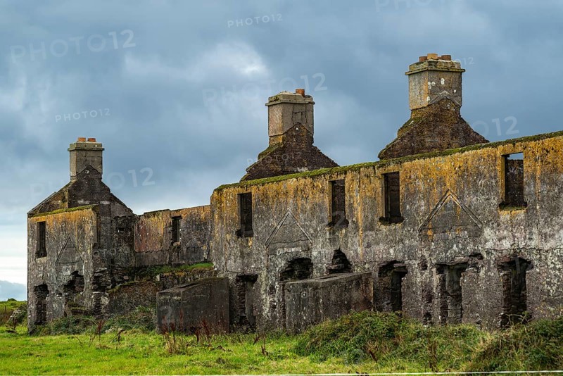 Ruins of the coastguard station at Ballinskelligs, Iveragh Peninsula, County Kerry, Ireland