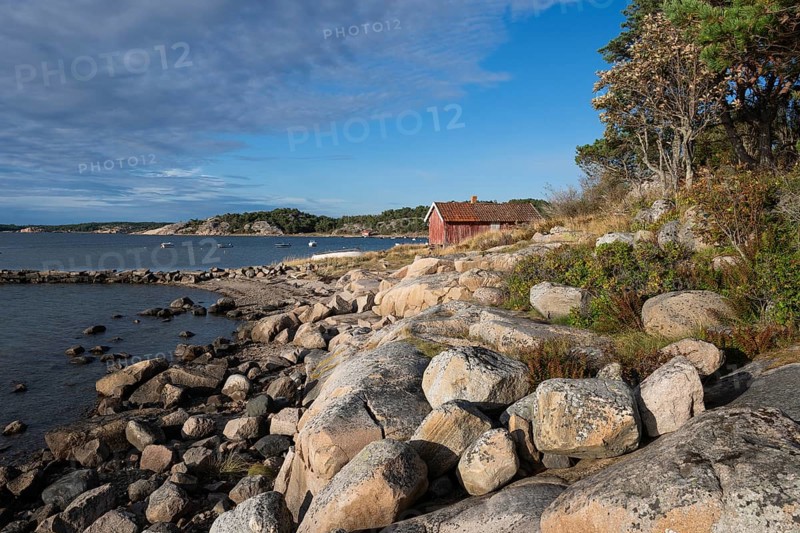 Falun red or Swedish red boathouse, Bohus granite, Resö island, Bohuslän, Skagerrak, Sotenäs, Västra Götalands län, Sweden