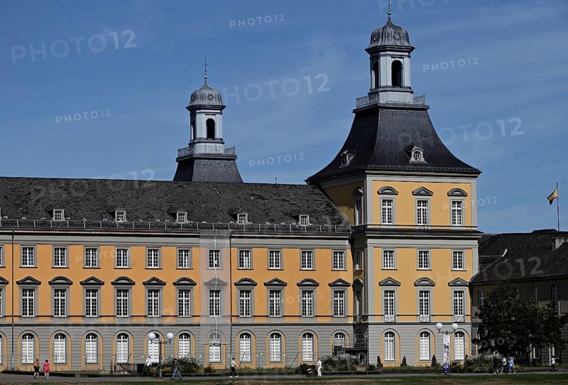 Main building of the Rheinische Friedrich-Wilhelms-Universität Bonn