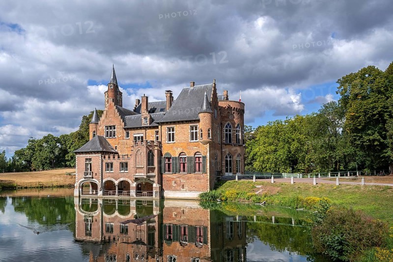 15th century neo-Gothic Wissekerke Castle, Kasteel van Wissenkerke in the village Bazel near Kruibeke, East Flanders, Belgium
