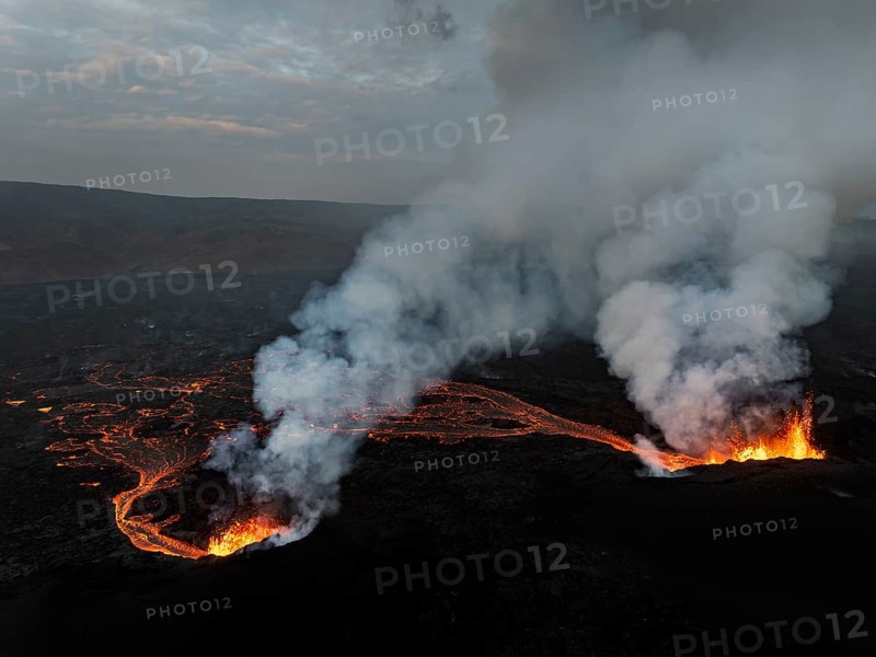Lava, volcanic eruption, volcano, ash cloud, aerial view, Sundhnúkur crater chain, July 2025, Reykjanes Peninsula, Iceland