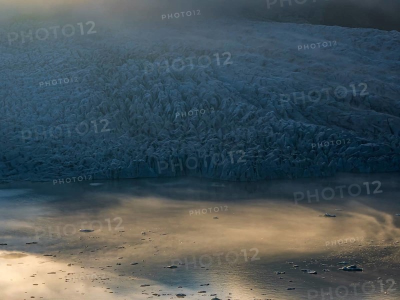 Icebergs, ice floes, glacial lake, glacier, summer, evening mood, aerial view, Fjallsjökull, Vatnajökull National Park, Iceland