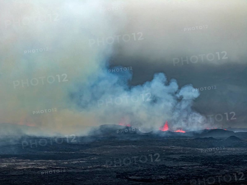 Lava, lava field, ash cloud, volcanic eruption, Sundhnúkur crater chain, July 2025, Reykjanes Peninsula, Iceland