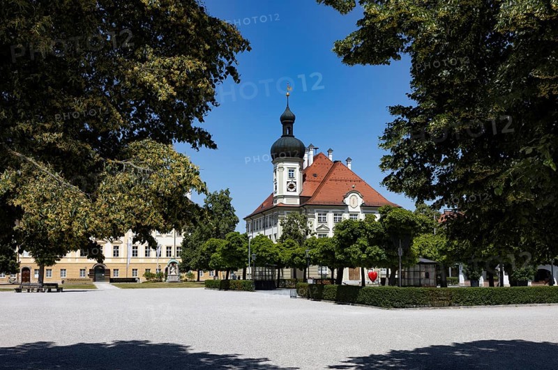 Town hall at Kapellplatz, place of pilgrimage, Altötting, Upper Bavaria, Bavaria, Germany