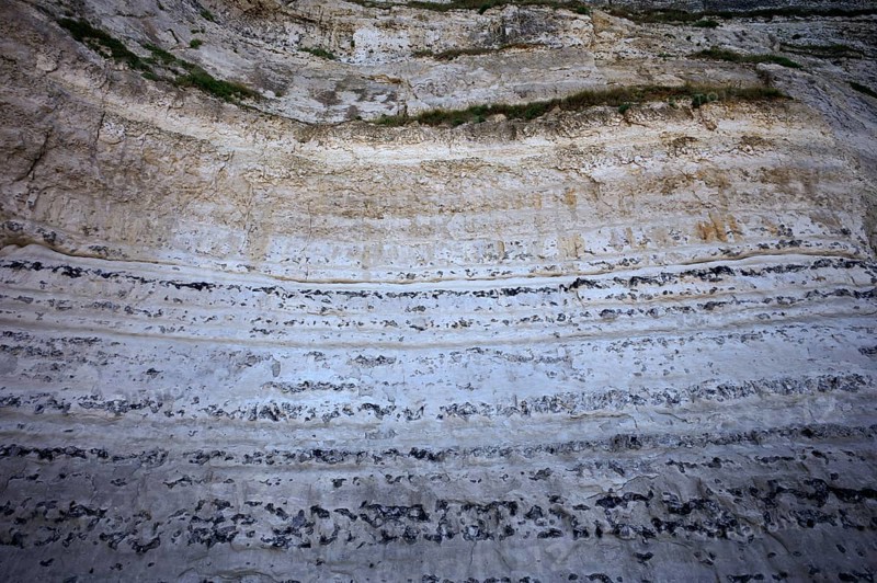 Flint inclusions in chalk cliffs, beach, pebble beach, Étretat, cliff, cliffs, chalk cliffs, alabaster coast, La Côte d'Albâtre, Normandy, Seine-Maritime, France
