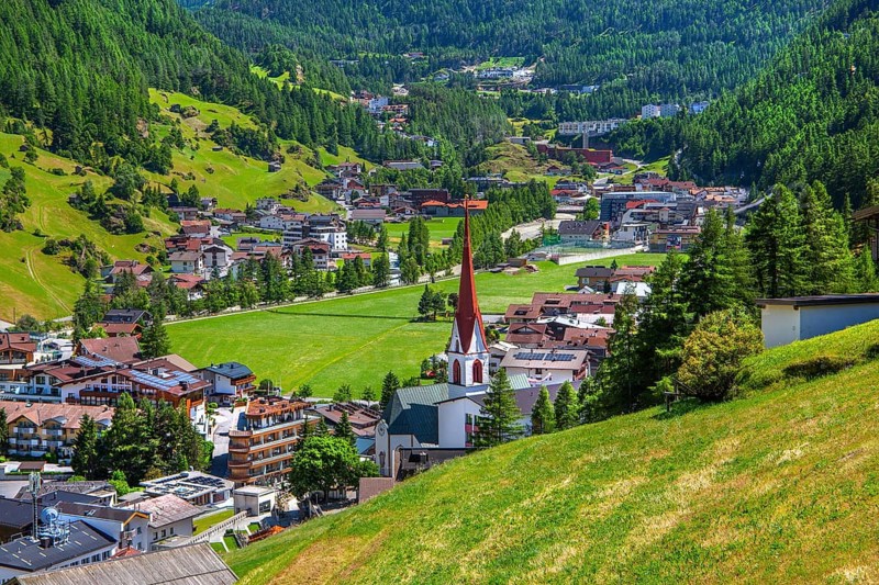 View of the village and the valley, Sölden, Ötztal, Ötztal Alps, Tyrol, Austria