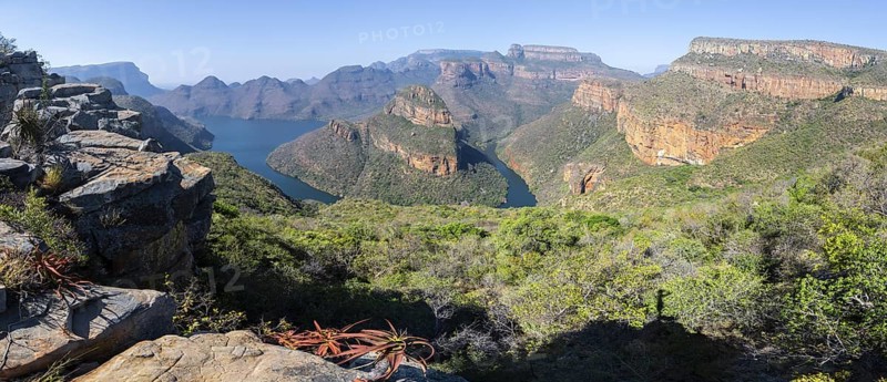 Panorama, Blyde River Canyon with Three Rondawels peak, view of canyon with Blyde River and Table Mountains, canyon landscape, Panorama Route, Mpumalanga, South Africa