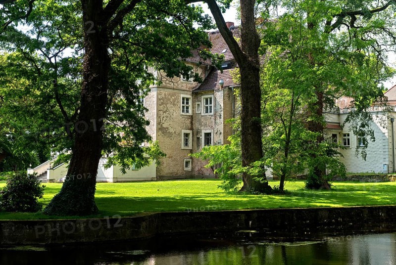 Mellenthin moated castle, Mellenthin, Usedom Island, Mecklenburg-Western Pomerania, Germany