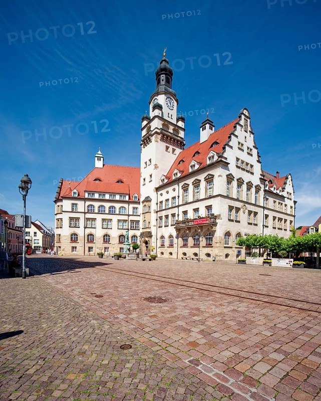 Town Hall on the Obermarkt, by master builder Karl Otto Richter and Hugo Licht, listed building, historic centre of Döbeln, Saxony, Germany