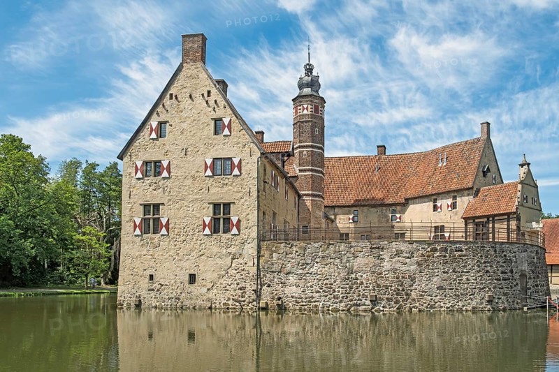 Burg Vischering, moated castle, Lüdinghausen, Münsterland, North Rhine-Westphalia, Germany
