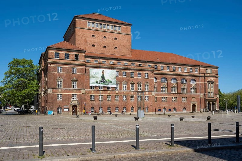 Opera House, Theatre, Town Hall Square, Rathausplatz, Kiel, Kiel Fjord, Baltic Sea, Schleswig-Holstein, Germany
