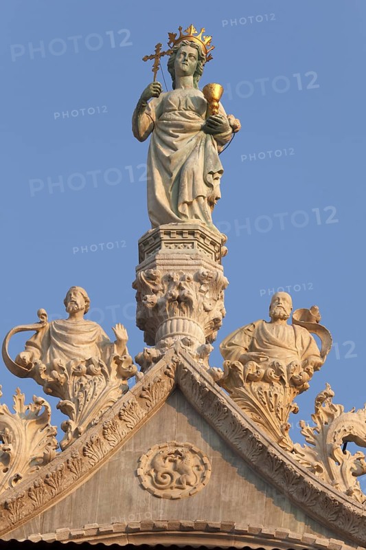 North façade of the Basilica di San Marco, Roman Catholic Basilica of St Mark on St Mark's Square, Venice, Veneto, Italy