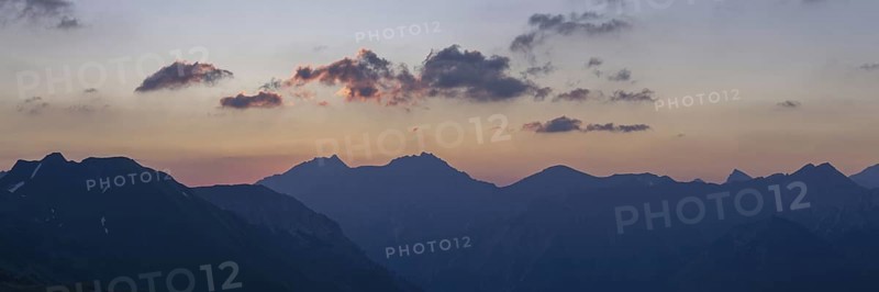 Sunrise from the Zeigersattel on the Nebelhorn, 2224m, Allgäu Alps, Allgäu, Bavaria, Germany