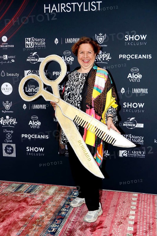 Franziska Traub at the VIP opening of the new Deinhard Salon Am Mühlanger 3, Berlin, 28 June 2025