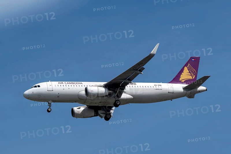Aircraft Air Cambodia, XU-356, Airbus A320-200