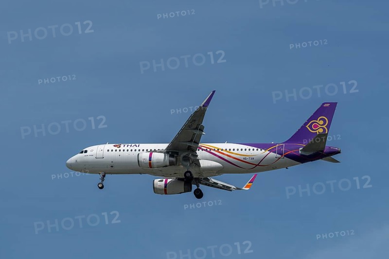 Aircraft Thai Airways, HS-TXN, Airbus A320-200