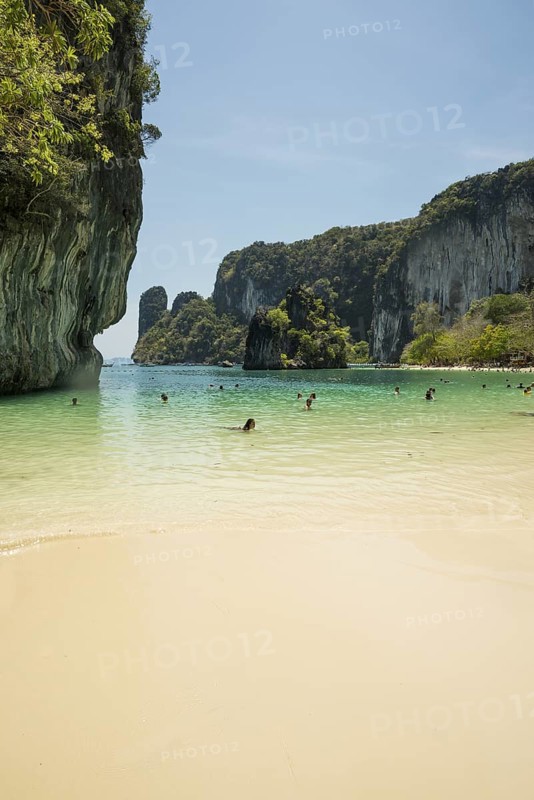 Sandy beach beach and rocks, Koh Hong, Hong Island, Thanbok Khoranee National Park, Krabi, Andaman Sea, Thailand