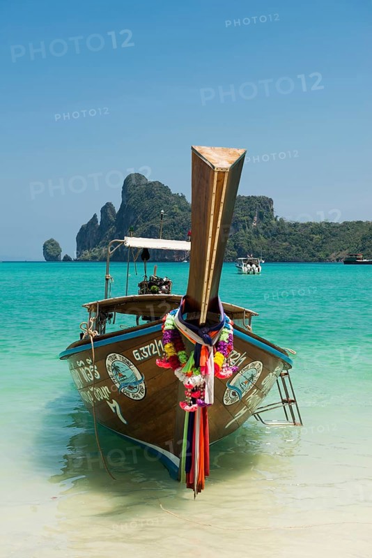 Longtail boat, Loh Dalum Beach, Koh Phi Phi, Krabi, Andaman Sea, Thailand
