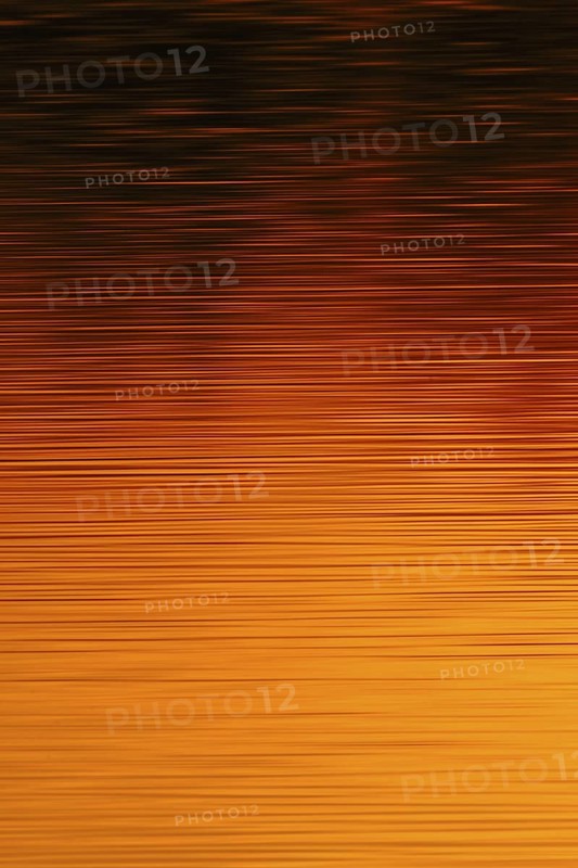Colours of the sun... Sunset on the water (Lower Rhine, North Rhine-Westphalia), yellow red orange water reflection, reflection of the colours of the setting sun on a calm, only slightly moving water surface, local nature, Bislicher Insel, district Wesel, Rhineland, Lower Rhine, North Rhine-Westphalia, Germany, Western Europe