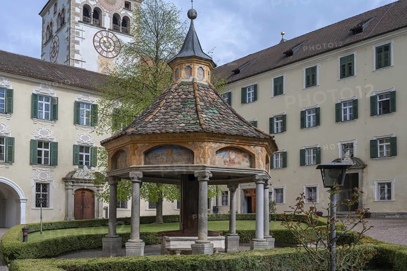 Miracle fountain, 1508, in the courtyard of the Neustift St Margarethen monastery, Vahrn, district of Bozen, South Tyrol, Italy