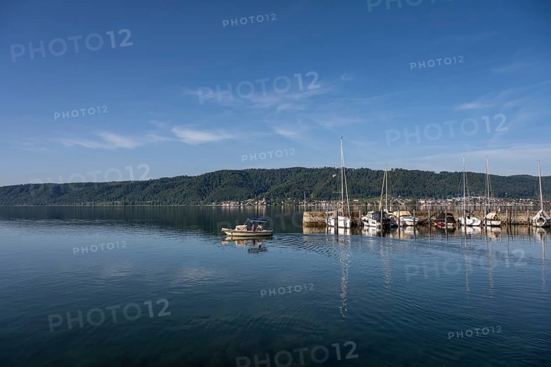 The harbour of Ludwigshafen, opposite the Lake Constance community of Bodman and the Bodanrück, Bodman Ludwigshafen, district of Constance, Baden-Württemberg, Germany