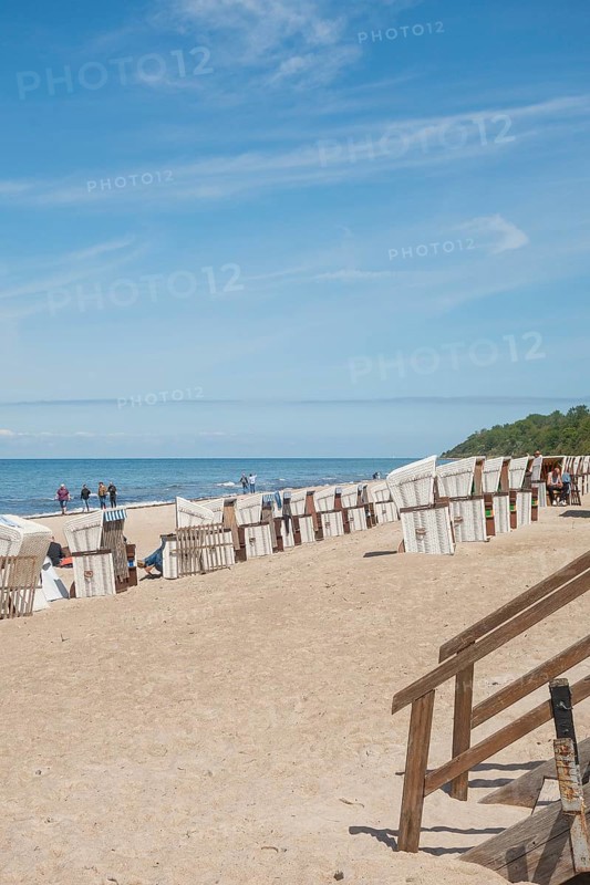 Natural sandy beach, beach chairs, stairway, Baltic resort Rerik, Baltic Sea, Rostock district, Mecklenburg-Western Pomerania, Germany