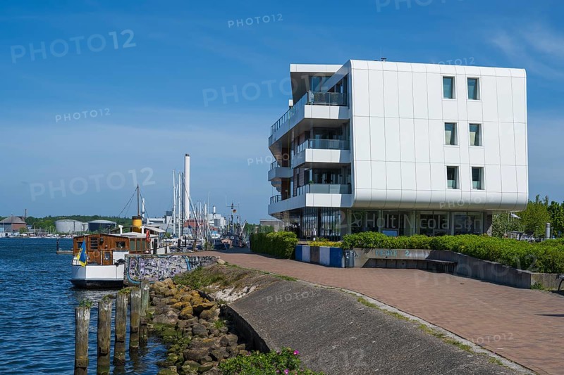 Modern commercial building on the promenade, harbour, Flensburg, Flensburg Fjord, Baltic Sea, Schleswig-Holstein, Germany