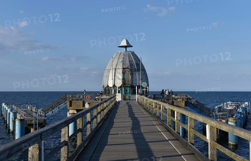 The Sellin diving gondola at the Sellin pier on Rügen, Mecklenburg-Western Pomerania, Germany