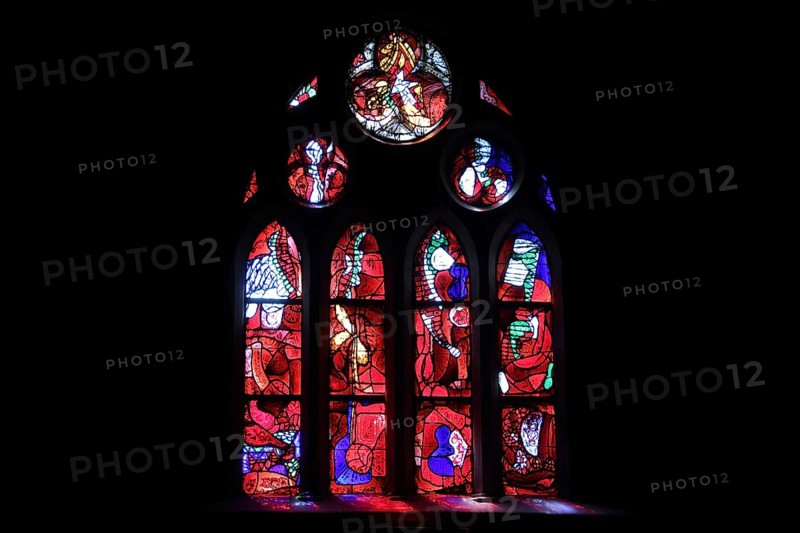 Red stained glass window, abstract art, arts and crafts, stained glass, black silhouette, interior view, St Michael, collegiate church, castle church, Pforzheim, Northern Black Forest, Black Forest, Baden-Württemberg, Germany
