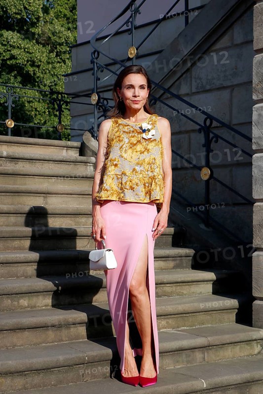 Nadine Warmuth arriving at Charles Gounod's Roméo et Juliette after William Shakespeare at the Staatsoper für Alle on Bebelplatz in Berlin on 21 June 2025