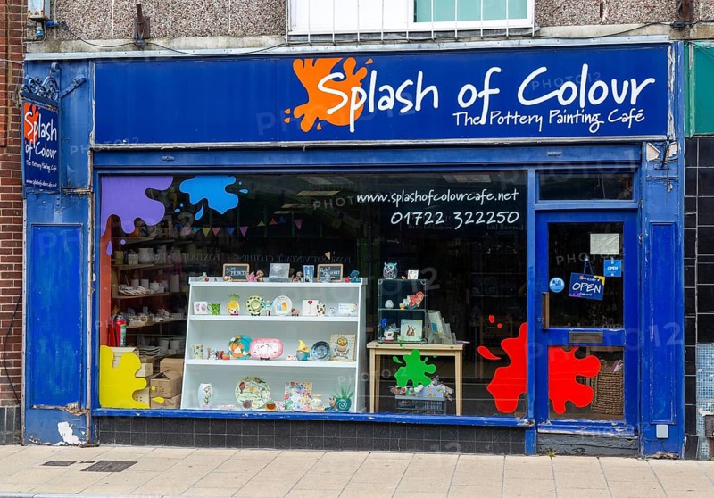 Splash of Colour pottery painting cafe, Fisherton Street, Salisbury, Wiltshire, England, UK