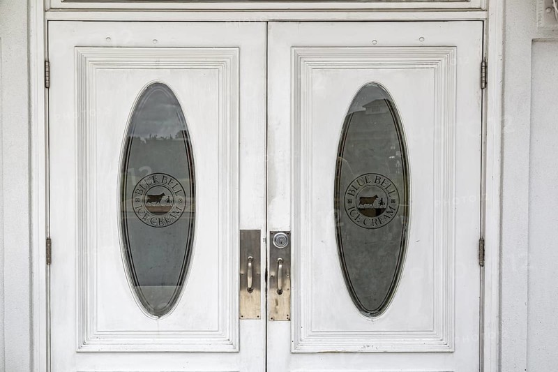 Etched glass entry doors to the Blue Bell Creameries Country Store and Ice Cream Parlor in Sylacauga, Alabama
