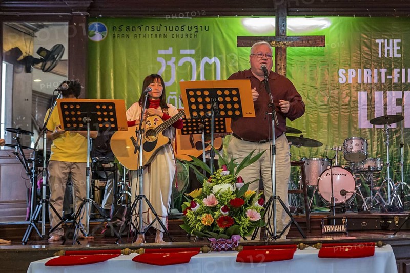Pastor Michael Johnson speaking at the Baan Athitaan Church and Grace Language School in Chiang Rai, Thailand