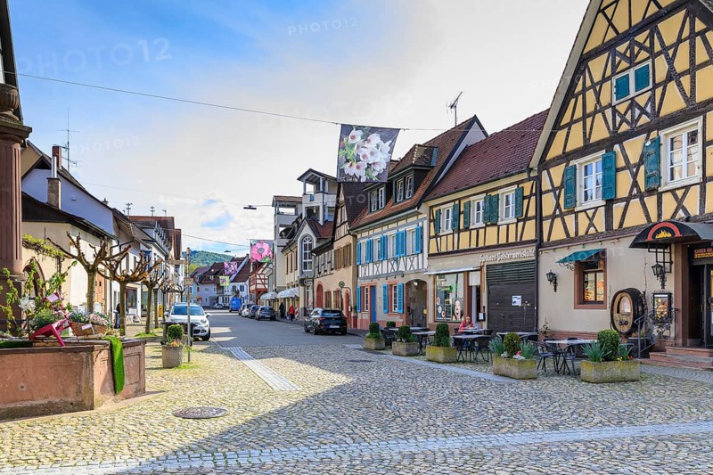 Historic half-timbered houses on Dielenmarktstraße in Endingen am Kaiserstuhl, Baden-Württemberg, Germany