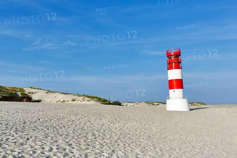 Lighthouse Helgoland dune on the south beach, red and white, Helgoland dune, island Helgoland, North Sea, Schleswig-Holstein, Germany