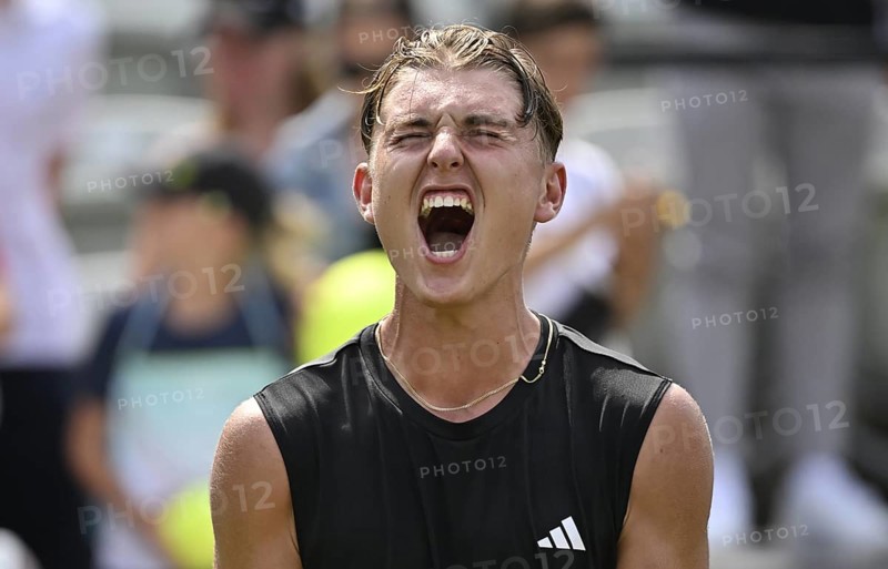 Justin Engel GER Cheering Emotion Gesture Gesture after match win, Tennis, ATP 250, BOSS Open 2025, Stuttgart, Baden-Württemberg, Germany